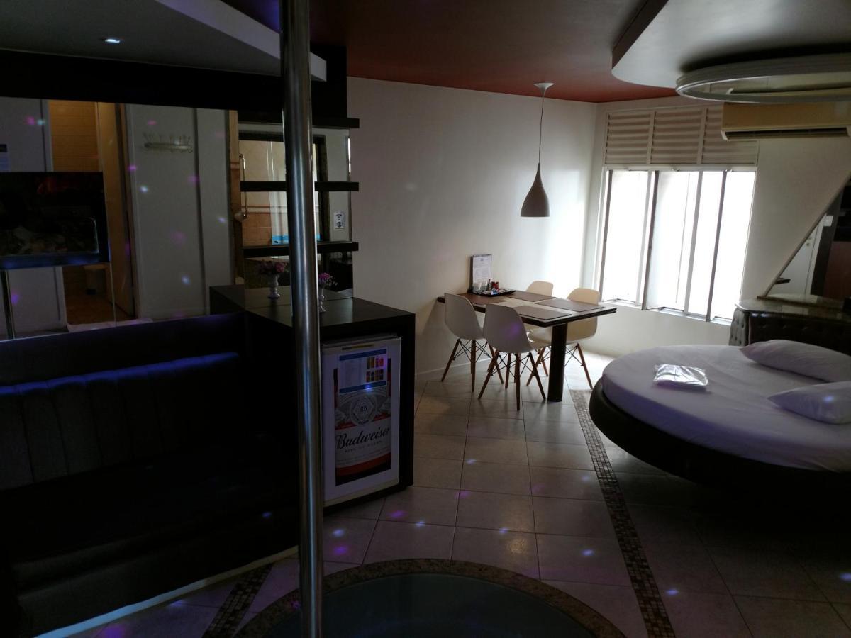 Love hotel A2 - E Núcleo Bandeirante