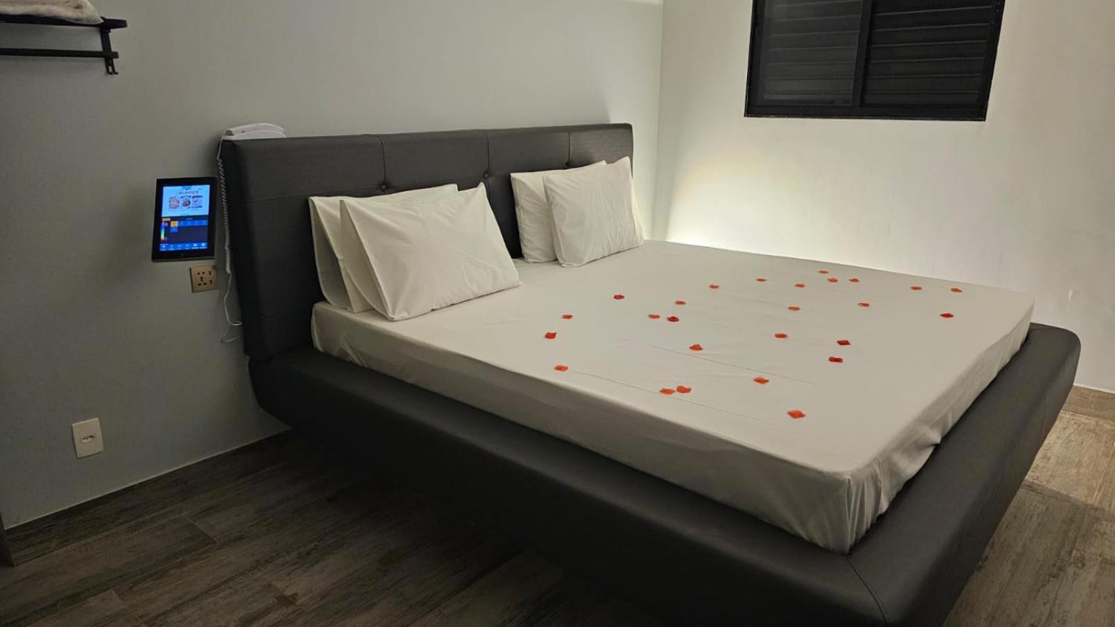A2 - E Love hotel Núcleo Bandeirante